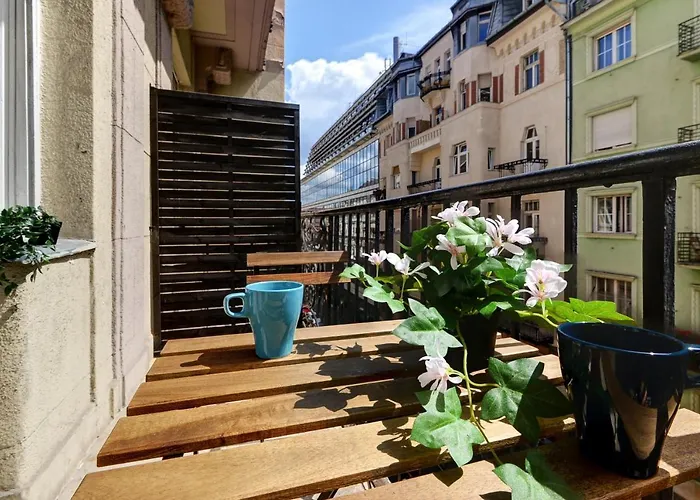 Akacfa 7 City Center Beautiful Apartment